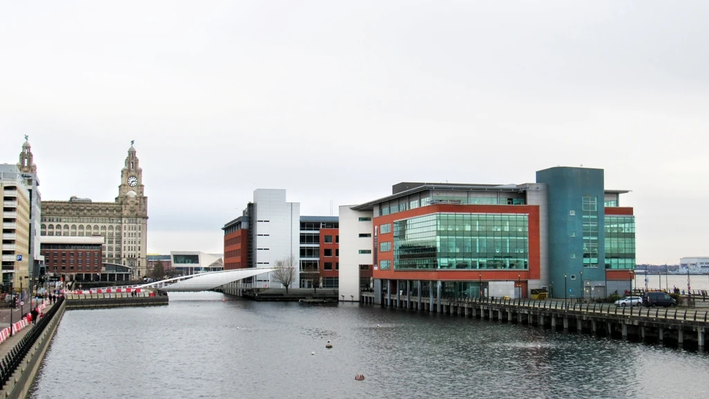 How To Discover iconic landmarks in Liverpool Discover iconic landmarks in Liverpool