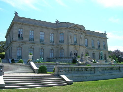 Most Beautiful and Historic landmarks of Newport Most Beautiful and Historic landmarks of Newport